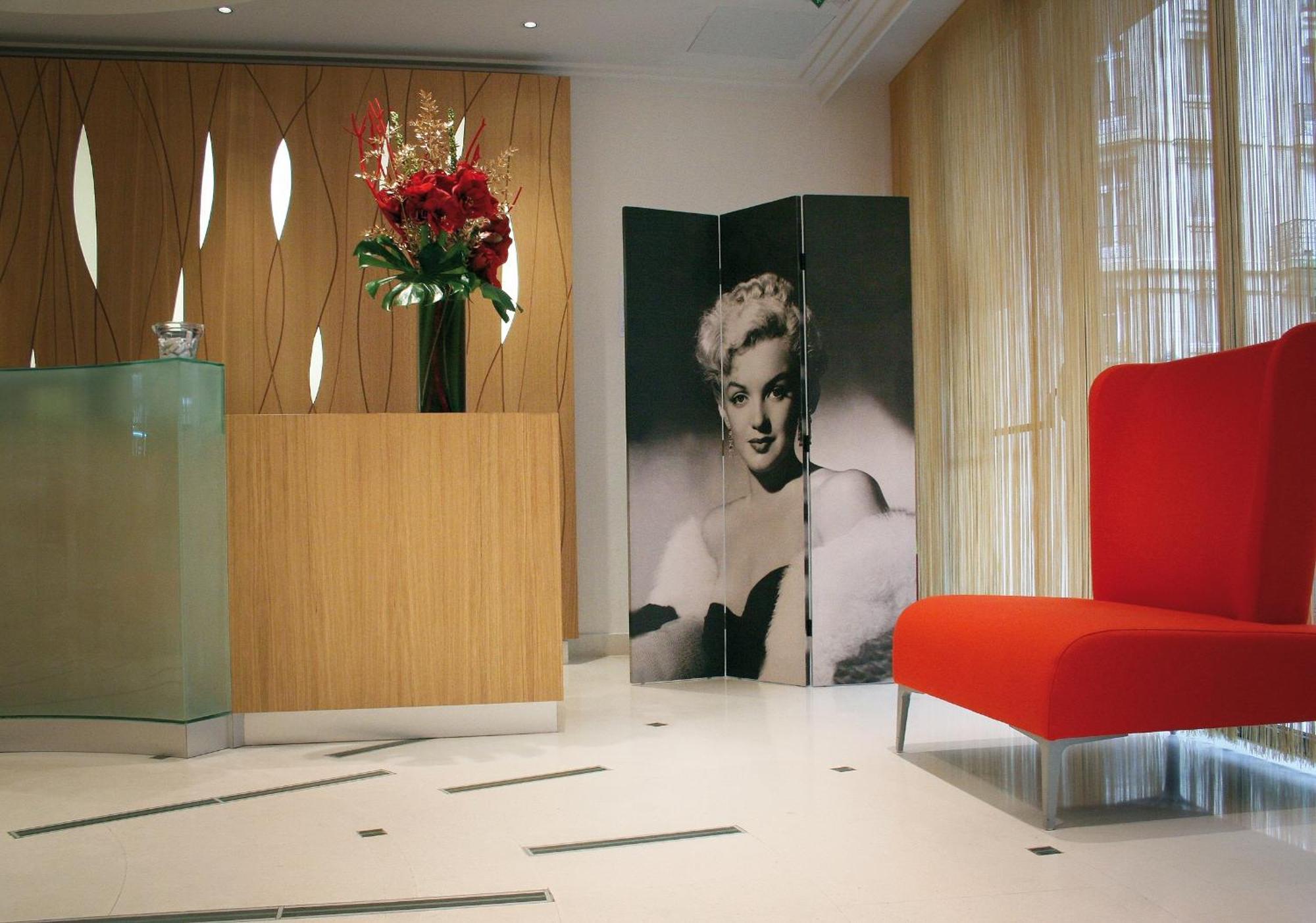 Hotel Westside Arc De Triomphe París